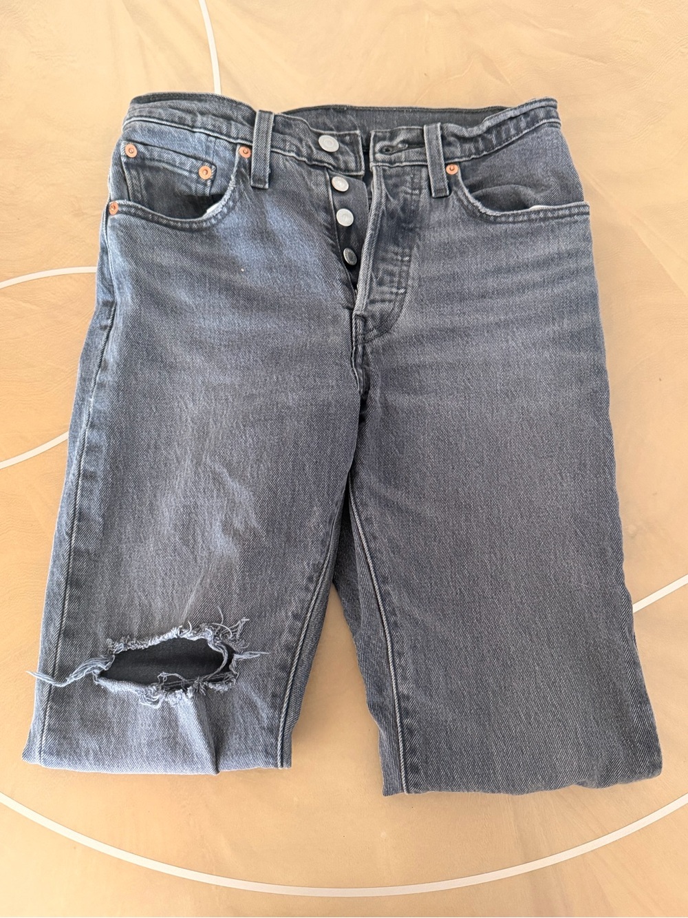 Levi’s grey jeans